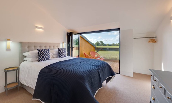 Sotherton Cottage | No.2 Long Barn