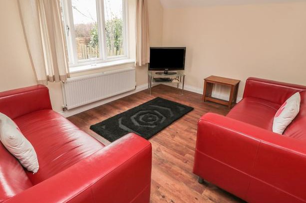 Scarborough Cottage | No. 2 Low Hall Cottages