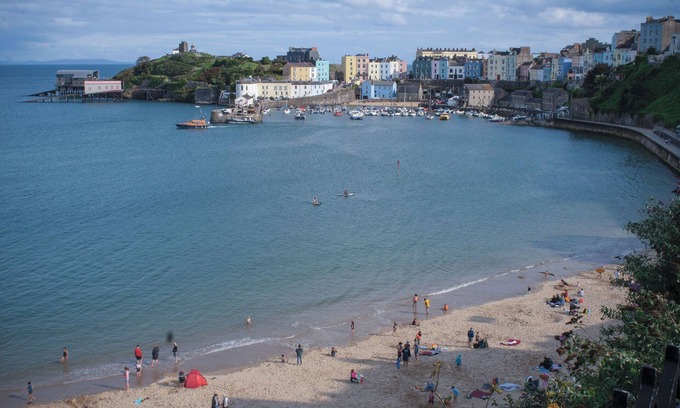 Manorbier Apartment | No. 6 Croft House - 1 Bedroom Apartment - Tenby