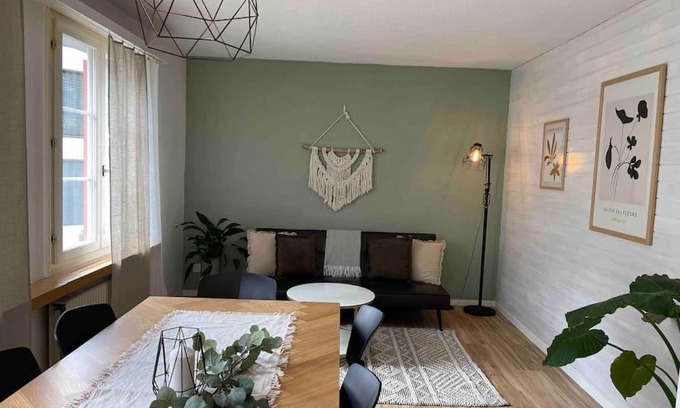 Unterseen Apartment | No.8 Boutique Apartment