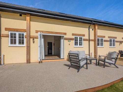 Felton House | No 9 - Haydock - Uk47938