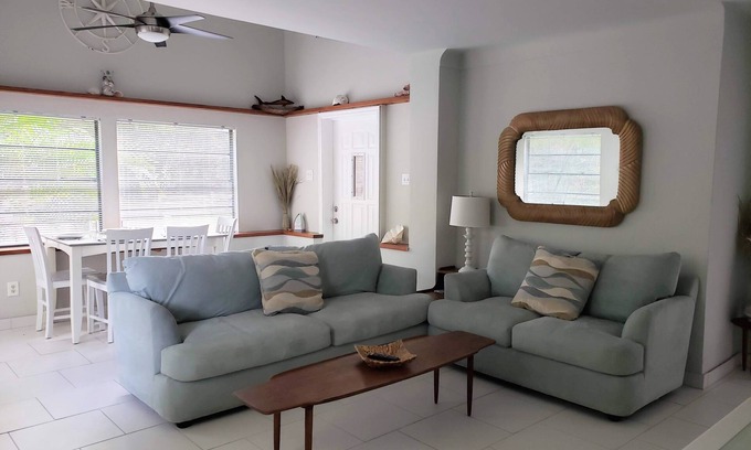 South Pinellas Community Council House | NO AVAILABILITY OCT-NOV DUE TO HURRICANEnnBright,fresh, quiet and secluded