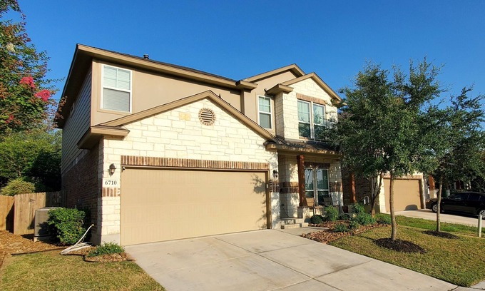 San Antonio House | NO Cleaning Fee! Cleanest and Coziest Home in San Antonio