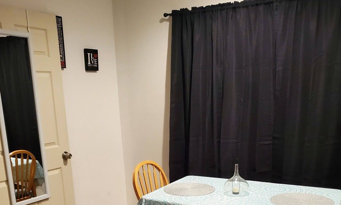 Victoria Apartment | NO CONTACT Mother-in-Law