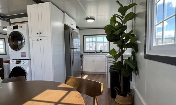 Monahans House | No-Fuss BoxHouse Stay, Monahans, TX