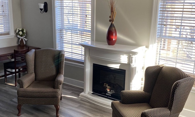 Moncton Apartment | No longer have this property. Vrbo makes it difficult to delete this property.