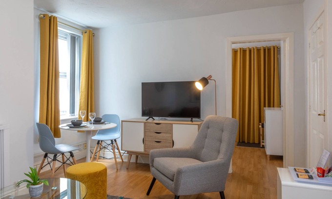 Preston Apartment | No1 Fulwood Heights-stylish flat nr Hosp