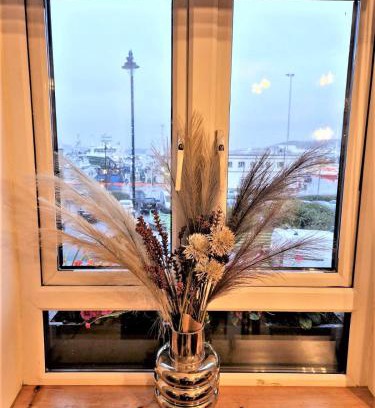 Killybegs Apartment | No1 Harbour view apartment Killybegs