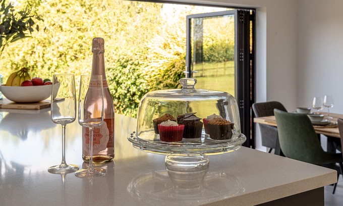 Wimbolds Trafford Cabin | No1 Little Barrow Barns