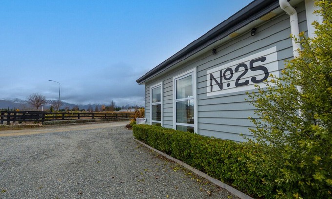 Twizel Apartment | No25 on Temple drive
