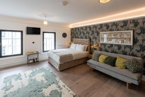 Kilkenny City Centre House | No5 Rose Inn Street - Book Entire House