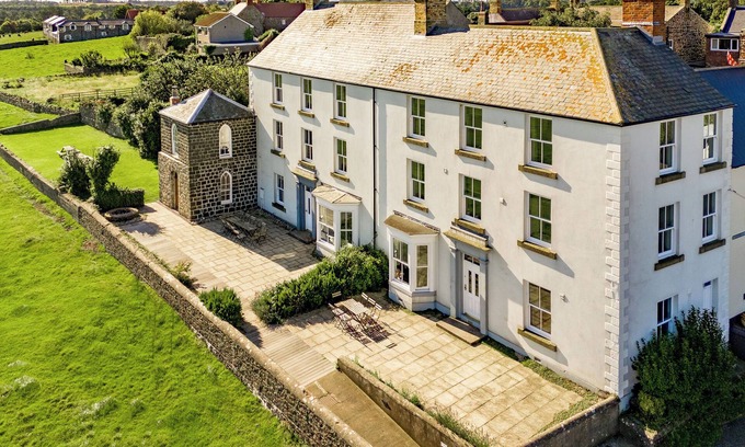 Embleton Cottage | NO6 SEA LANE, family friendly, country holiday cottage in Embleton