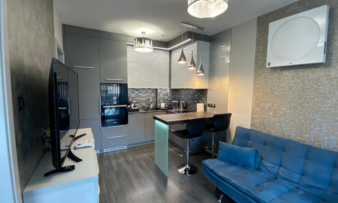 Szeged Apartment | Noir Silvery Apartman