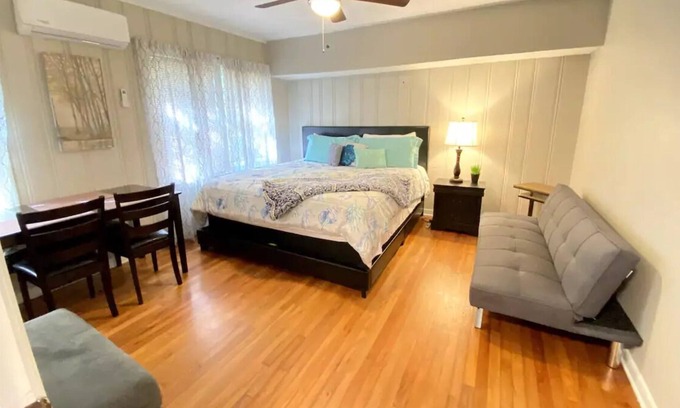 Hattiesburg House | NOLA Bungalow - Nice Courtyard, Centrally Located
