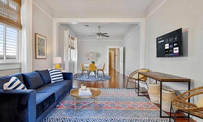 Mid-City House | NOLA Charm ⋆ Mid-City Shotgun ⋆ Close to Streetcar