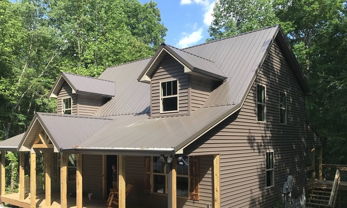 Bee Spring House | Nolin Lake Mammoth Cave Nat'l Park Escape