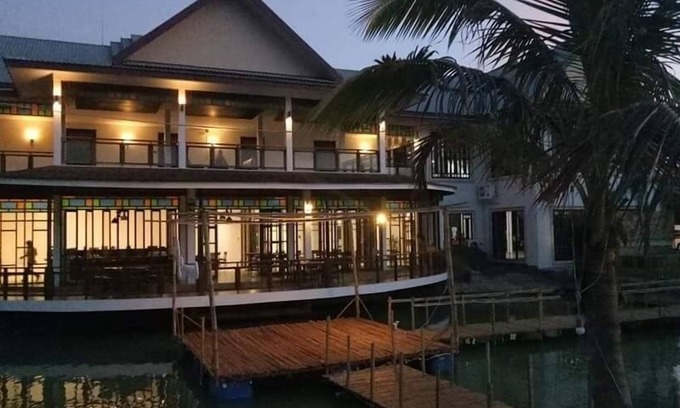 Nong Han Hotel | Nonghan Grand Hotel and Resort