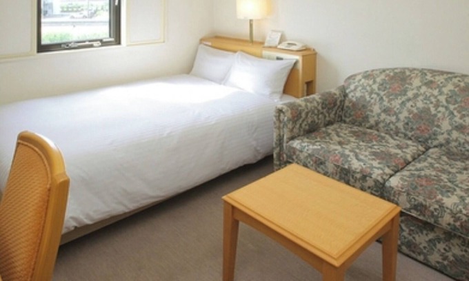 Okawa Hotel | Nonsmoking Deluxe semidouble room Breakfast included buffet style/Okawa Fukuoka