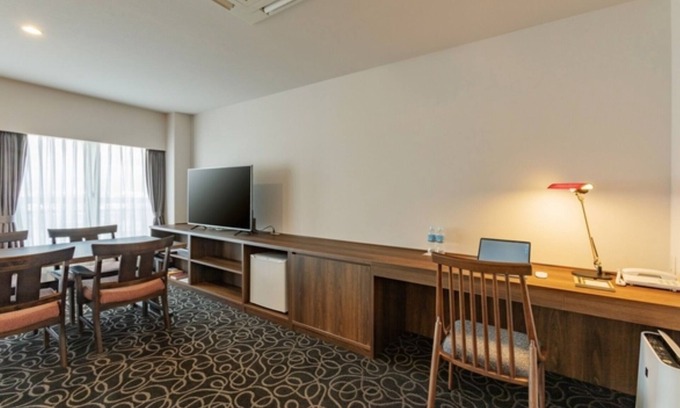 Kurume Hotel | Nonsmoking JapaneseWestern Deluxe Twin Room/Kurume Fukuoka