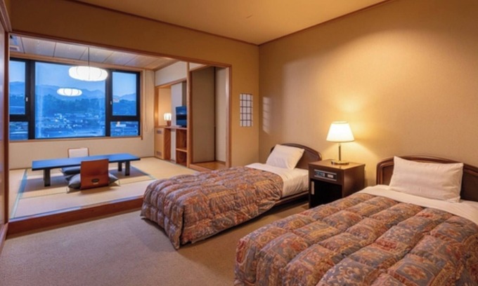 Hita Hotel | Nonsmoking JapaneseWestern style room with riv/Hita Ōita