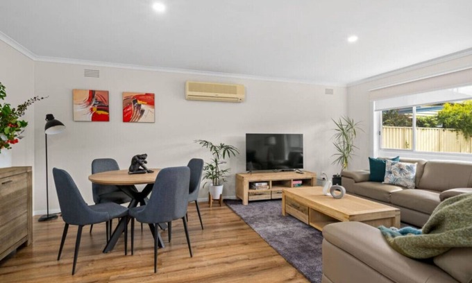 Shepparton House | Nook on Nixon - Shepparton