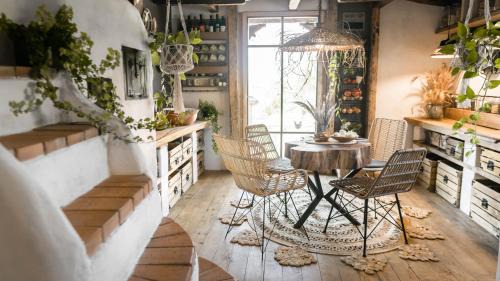 Suncuius House | Nooks by AdyBeca - Balnaca Traditional Nook