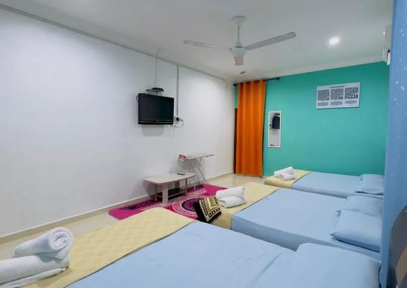 Taman Ira House | Noor Studio Homestay