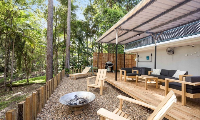 Doonan Cabin | Noosa Hinterland Retreat