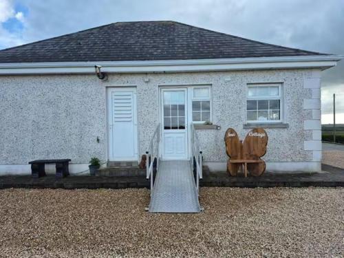Mullagh House | Nora's Cottage Mullagh Kells - Sleeps 5