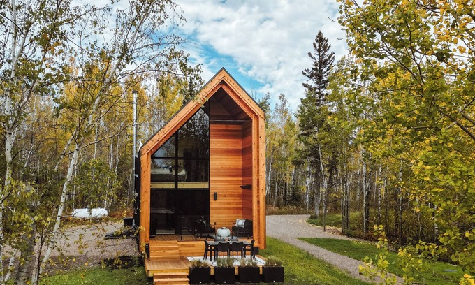 Tofte Cabin | Nord Hytte New Listing With Sauna and Wood Burning Hot Tub in Tofte, MN.