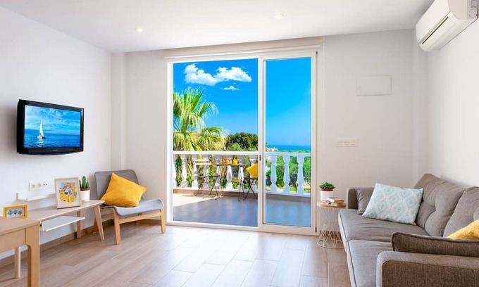 Gran Alacant Apartment | Nordic style apartment: Terrace, sea views & pool