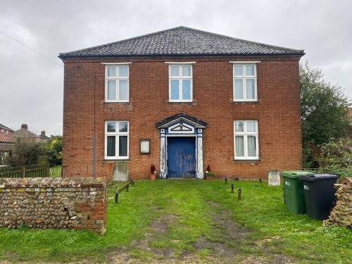Briston House | Norfolk Chapel hideaway