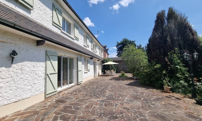 Bourgvallees House | Norman House