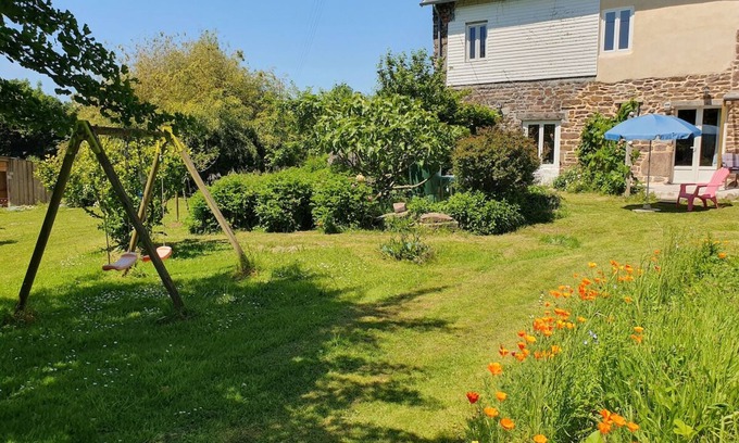 Ver Cottage | NORMANDIE: Family-friendly vacation home Traube with large garden