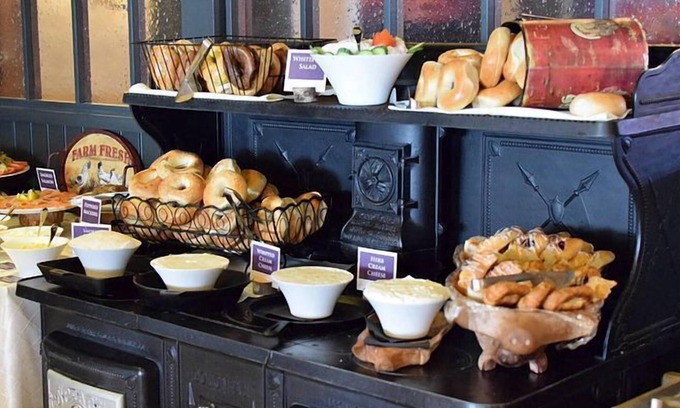 Blue Bell Hotel | Normandy Farm Hotel and Conference Center