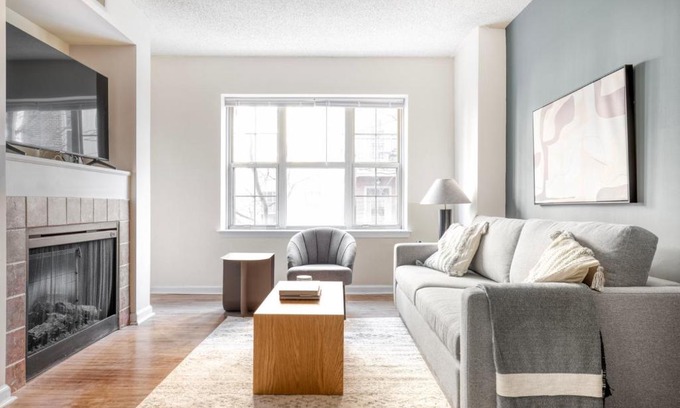 North Bethesda Apartment | North Bethesda 1br w wd pool gym nr Metro WDC-609