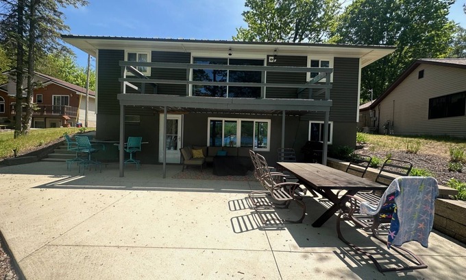Kalkaska Cottage | North Blue Lake TrailHouse - Water-Sand-Winter Wonderland,Kalkaska, Mi