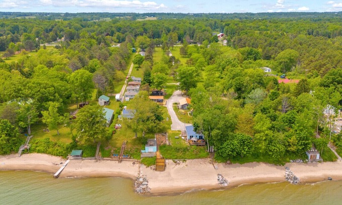 Lexington Cottage | North Bound 25 Cottage #2