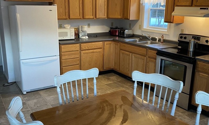 Dummer House | North Country Home in Dummer, NH Androscoggin River Wildlife Easy Access