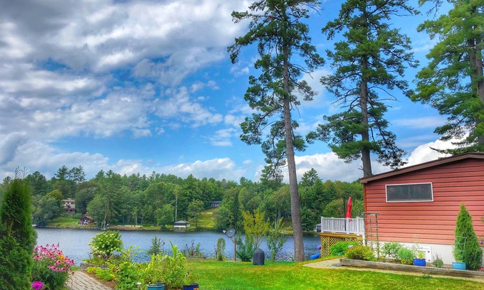 Whitefield Apartment | North Country Lake House - Bear