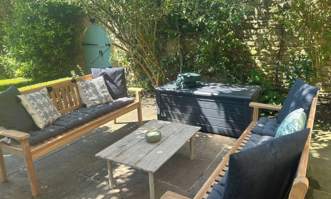 Blockley House | NORTH END HOUSE, family friendly, with a garden in Blockley