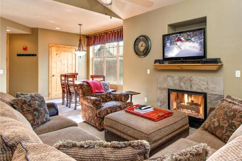 Kimball Junction Apartment | North Fox Hollow Haven Unit F