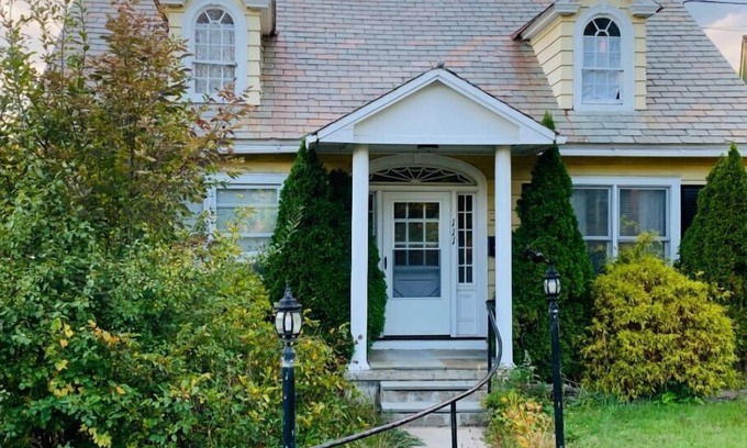 Williamstown House | North Getaway Cottage