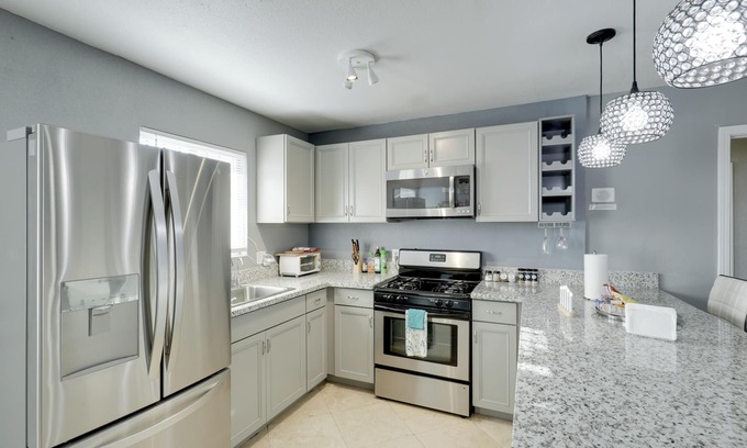 North Las Vegas Cottage | North Las Vegas Hideaway w/Grill < 10 Mi to Strip