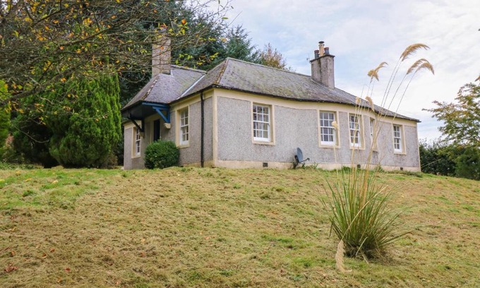 Kirriemuir House | North Lodge