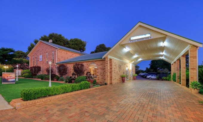 Parkes Hotel | North Parkes Motel