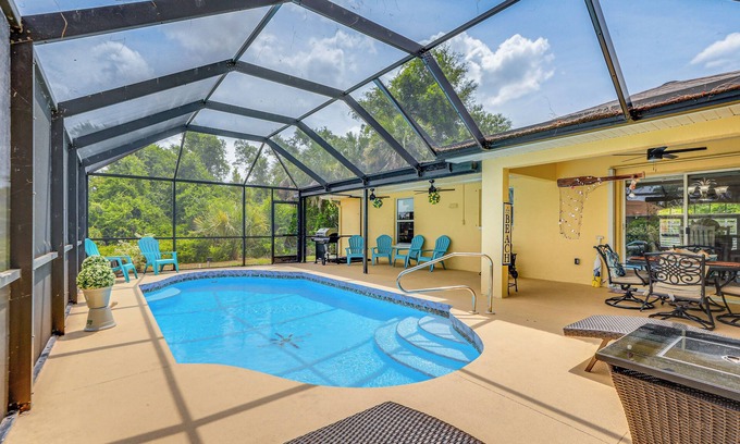 North Port House | North Port Home w/Lanai & Pool - 8 Mi to Beach!