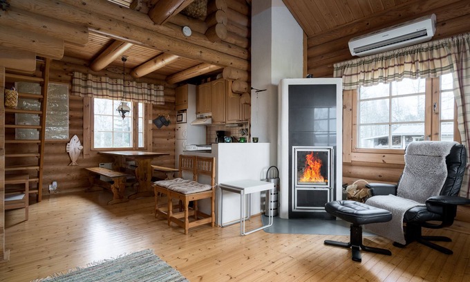 Tolva Cottage | North Savonia, Log cottage and Lakeside sauna, rental cottage.