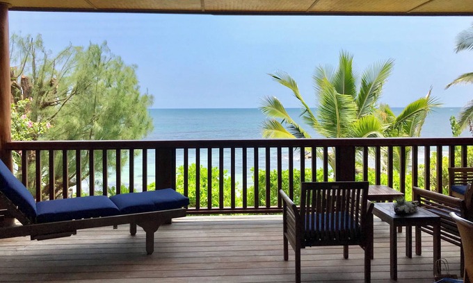 Waialua House | North Shore Bali Style Home on Waialua Beach with Mesmerizing Ocean Views!
