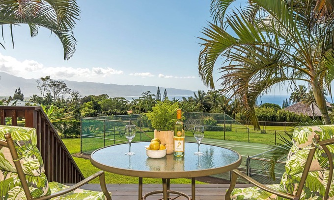 Pupukea House | North Shore Rural Serene Home with Ocean-MT Views